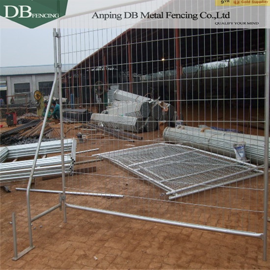 Australia Temporary Fencing Panels 2.1m x 2.4m Width OD 32mm wall thick 2.0mm infilled mesh 4.0 x 60 x 150mm