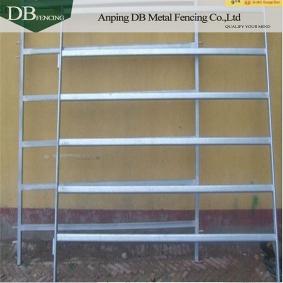 Heavy Duty Cattle Yard Panels 6 Oval Rails