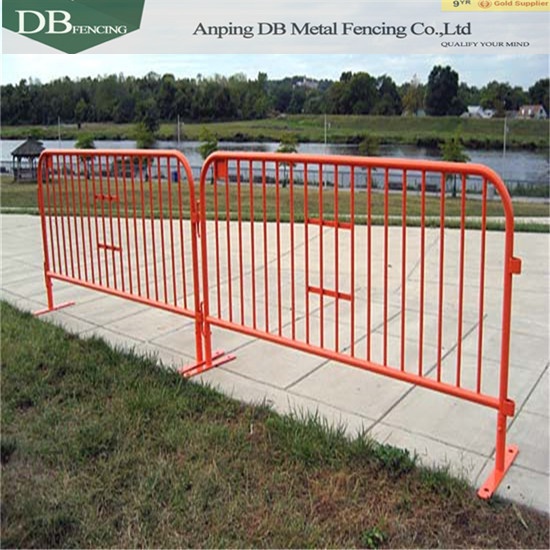 1.25 Rail Powder Coat Steel Crowd Control Interlocking Barrier