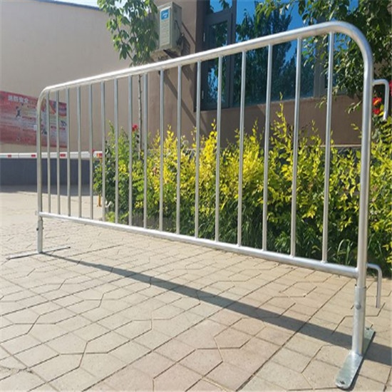 2.2*1.1m crowd control barrier can retain its shape and strength for many years