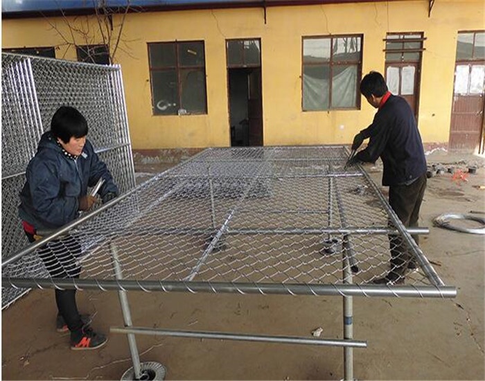Temporary Chain Link Fence for Commercial Construction and Housing Developments