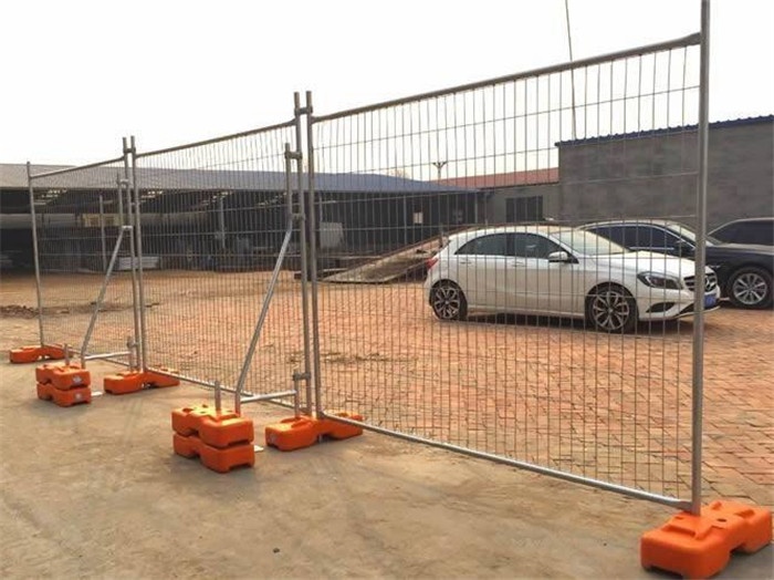 Auckland 2100mm x 2400mm Hot Dipped Galvanized Temporary Fencing For Sale