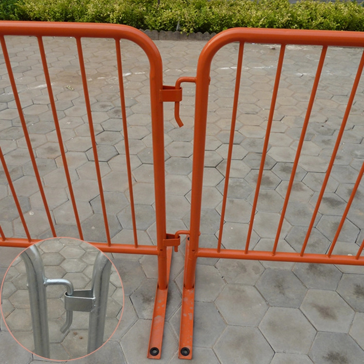  crowd cotrol barrier 



interlock using an industry-standard hook and half-loop fastening system