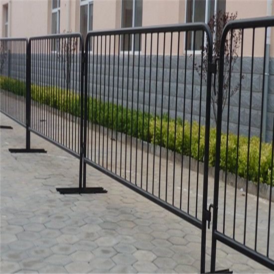 Removablelocking feet design makes crowd control easy to stack and store - Model: 469