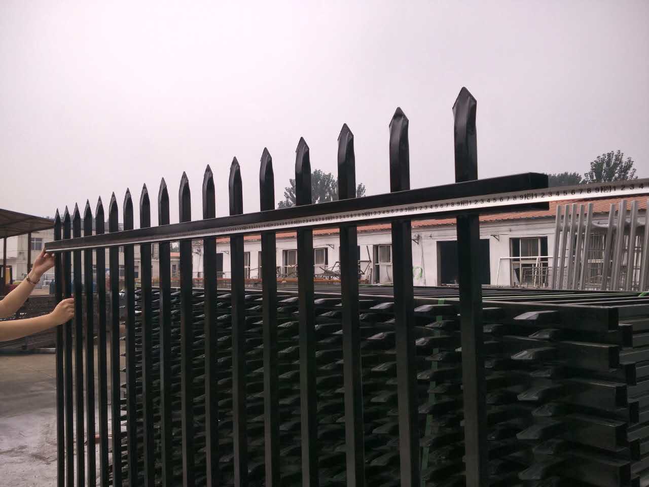 powder coated steel picket fence length 2.4m