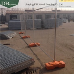 Hot dipped Galvanised Temporary Fencing Panels 42 microns wall thick 2.00mm 3.0 mm 60m infilled mesh 4.0 x 60 x 150mm