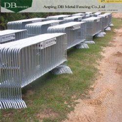 Galvanized 7.5’(2.3 m) x 43’’(109.2 cm) Crowd Control Barrier