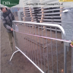 2.3m x 1.1m Steel Pedestrian Crowd Control Barrier Supplier