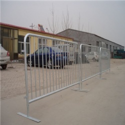 2.0 x 1.1m Galvanized Steel Barrier Flat Cross Bridge Base